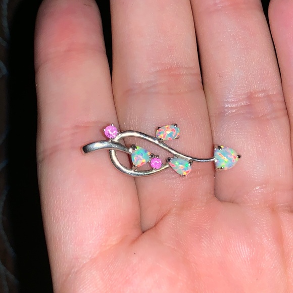Opal Pendant - Picture 1 of 2
